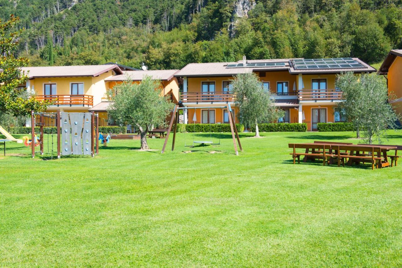 Hotel Residence La Pertica Tremosine Bagian luar foto